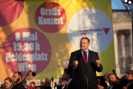 Willi Mernyi bei seiner Rede am Fest der Freude 2014 © MKÖ