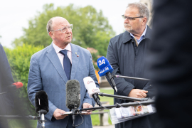 Niki Kunrath, Initiative Jetzt Zeichen Setzen; Willi Mernyi, Vorsitzender Mauthausen Komitee Österreich © MKÖ/Alissar Najjar
