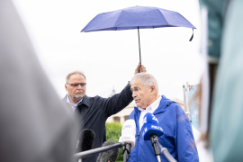 v.l.n.r.: Willi Mernyi, Vorsitzender Mauthausen Komitee Österreich; Mark Olsky, KZ-Überlebender und einer der drei "Mauthausen Babys" © MKÖ/Alissar Najjar