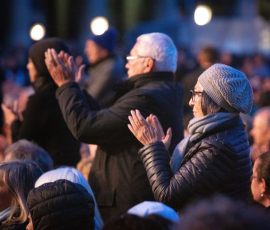 Applaudierendes Publikum während der Rede von Shaul Spielmann, Fest der Freude 2019 © MKÖ/Sebastian Philipp