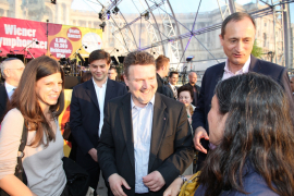 Laura Rudas, Roland Schlesinger, Michael Ludwig, Andreas Mailath-Pokorny, Maria Vassilakou, Widerstandskämpferin Kätze Sasso und Dr. Josef Ostermayr, Fest der Freude 2013 © MKÖ