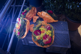 Die Blumensträuße hinter der Bühne, bevor sie übergeben werden. Fest der Freude 2016 © MKÖ/Sebastian Philipp