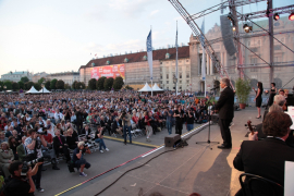 Blick auf die Wiener Symphoniker von der Bühne des Fests der Freude 2013 © MKÖ 