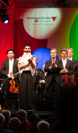 Conchita und Wiener Symphoniker auf der Bühne beim Fest der Freude 2019 © MKÖ/Alissar Najjar