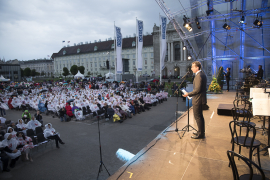 Christian Kern bei seiner Rede am Fest der Freude 2017 © MKÖ/Sebastian Philipp