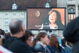 Aufnahme der Led-Wall auf der ein Video von Elsie Slonim gezeigt wird, Fest der Freude 2018 © MKÖ/Sebastian Philipp