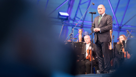 Wolfgang Sobotka bei seiner Rede am Fest der Freude 2018 © MKÖ/Sebastian Philipp