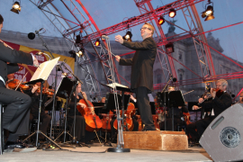 Dirigent und Orchester der Wiener Symphoniker beim Fest der Freude 2013 © MKÖ