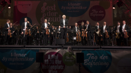 Die Wiener Symphoniker verbeugen sich auf der Bühne, Wiener Symphoniker, Fest der Freude 2017 © MKÖ/Sebastian Philipp